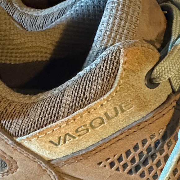 Vasque women’s Tan Athletic Shoes - Picture 2 of 11